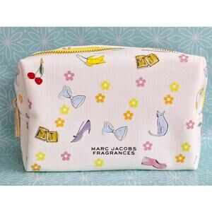 New Mark Jacobs Make Up Bag